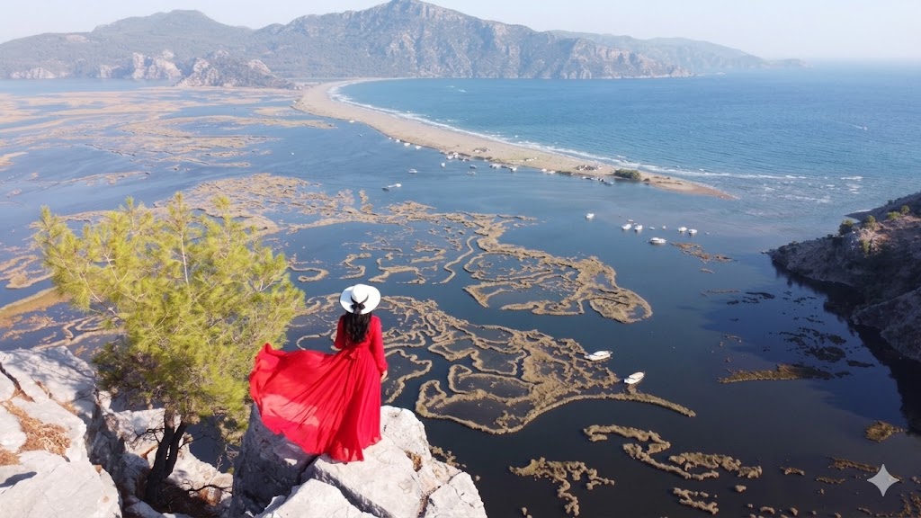 Didim Çıkışlı Dalyan Turu: İztuzu Plajı ve Kaunos Günübirlik Gezi