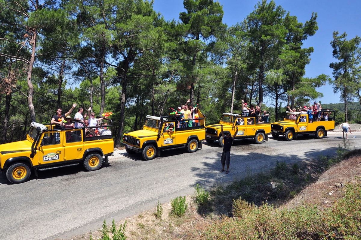 Didim Jeep Safari Turu – Off-Road Macera, Doğa ve Eğlence